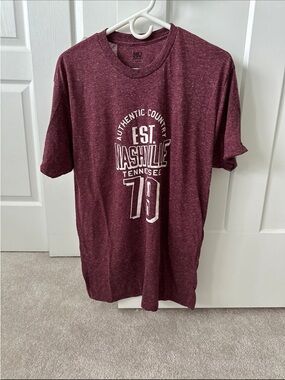 💚4/$30💚 MV Sport Men's Burgundy Nashville '79 Graphic Tee